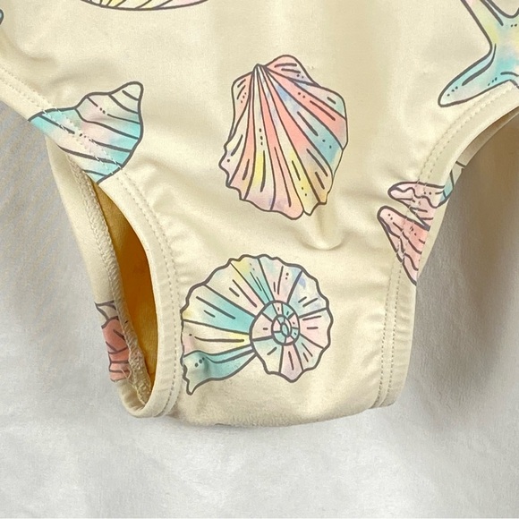 Old Navy Baby Girl Seashell Starfish Print One Piece Swimsuit Size 18-24 Months - Picture 10 of 16